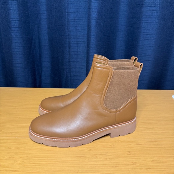 Vince Rue Leather Chelsea Waterproof Ankle Boots - Picture 3 of 6